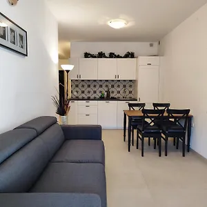 Vanda Apartment